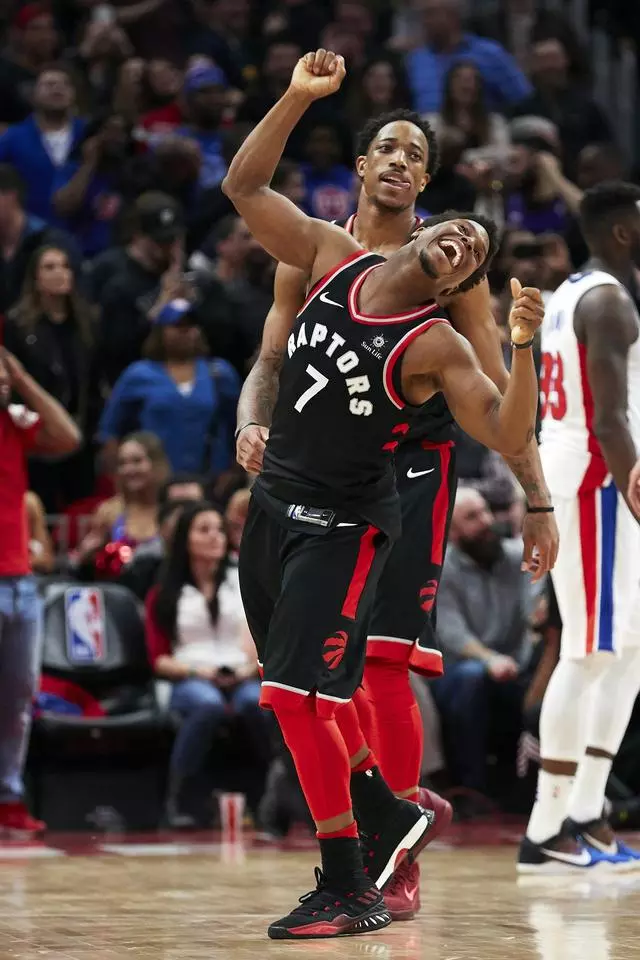 湖人两连胜重回第4，热火为何连败至第10？